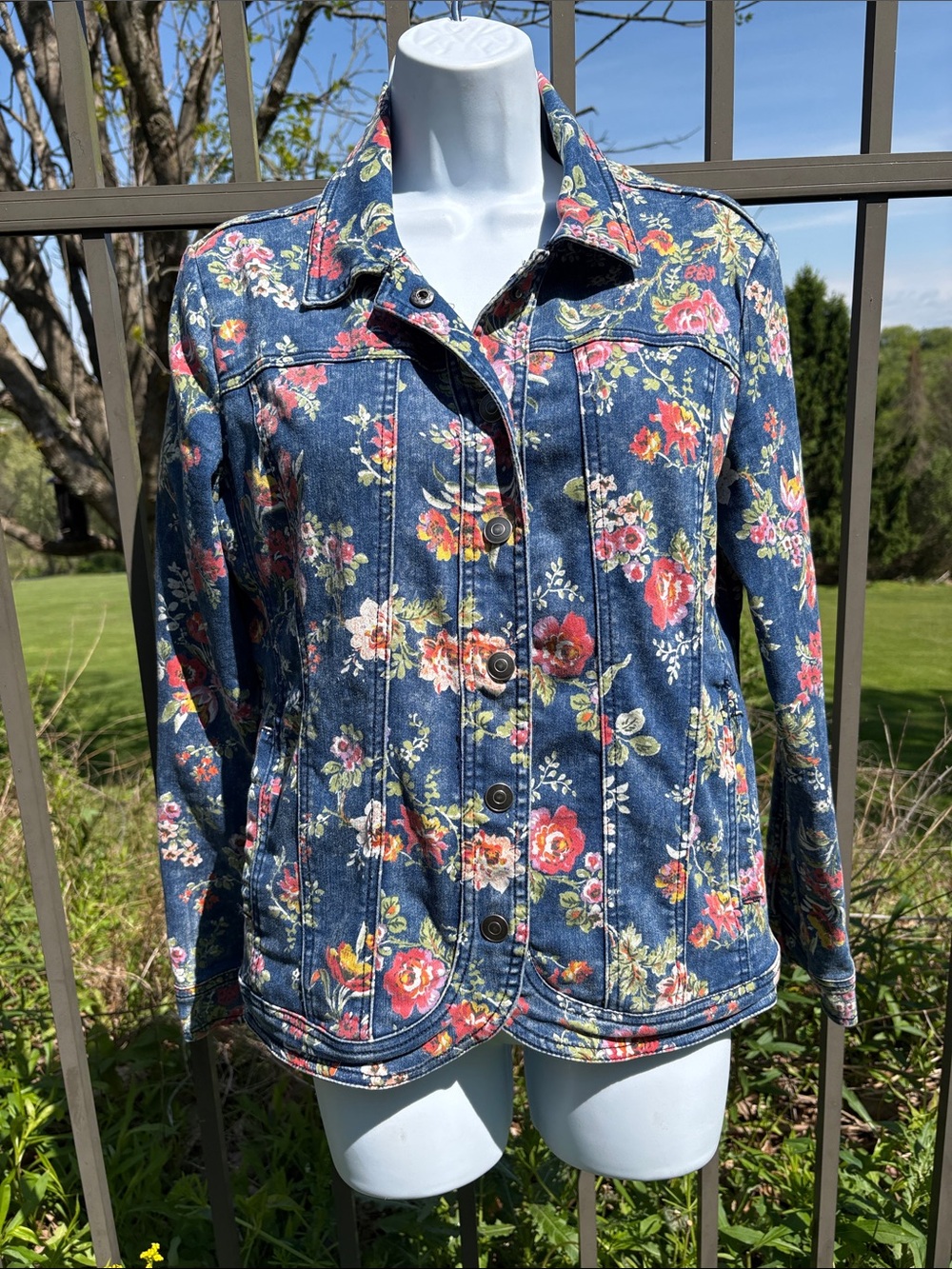 Serengeti Floral Denim Jean Jacket Size Small